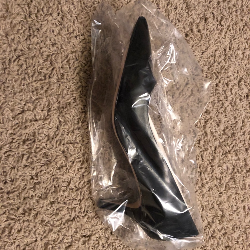 Cole Haan Vesta Pump 65mm Black Leather size 10